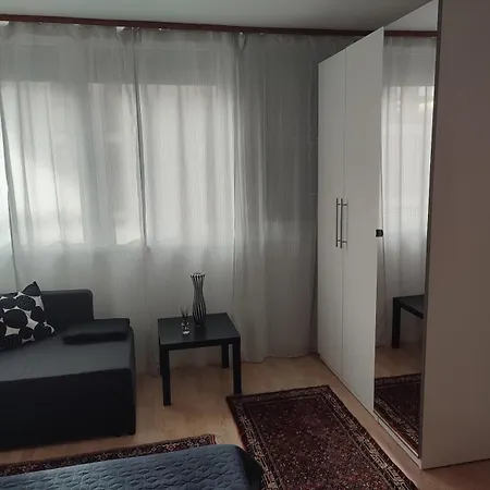 Apartament 3-zimmer-wohnung-kalvariengurtel
