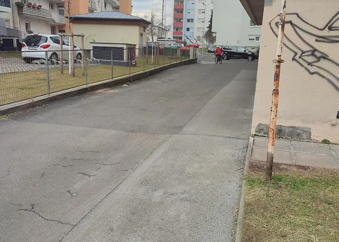 3-zimmer-wohnung-kalvariengurtel شقة *