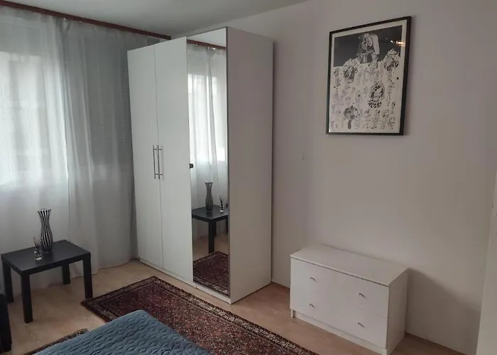 3-zimmer-wohnung-kalvariengurtel شقة
